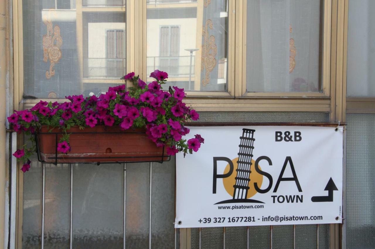 Pisa Town Acomodação com café da manhã Exterior foto
